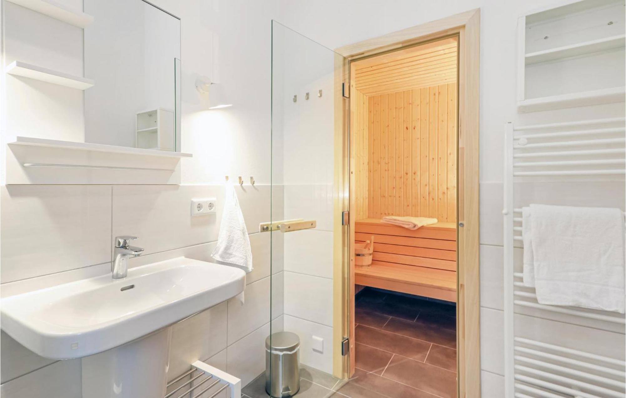 Gols Cozy Home In Krems Ii-Warderbrueck With Wifi מראה חיצוני תמונה